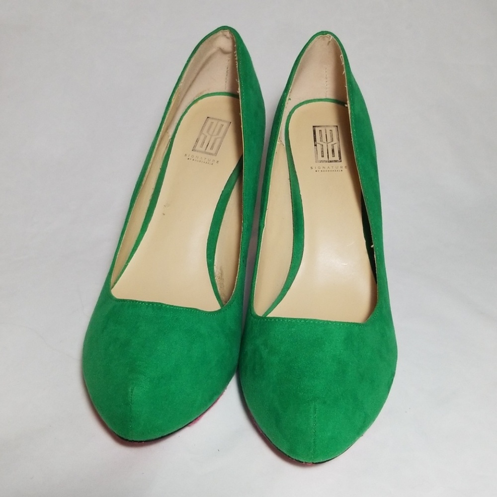 Green Heels - Signature by Shoedazzle